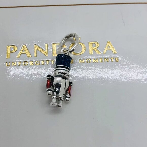 ✨🔥Pandora Moveable Nutcracker Dangle Charm - Picture 2 of 4